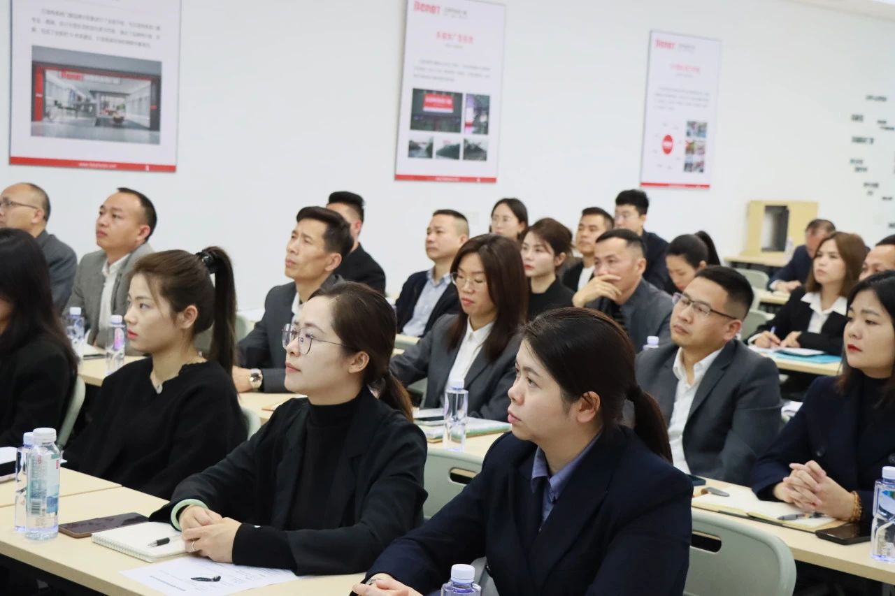 82449eb8a0c7d383c512e6a3e8c4ea6a.jpg 82449eb8a0c7d383c512e6a3e8c4ea6a.jpg