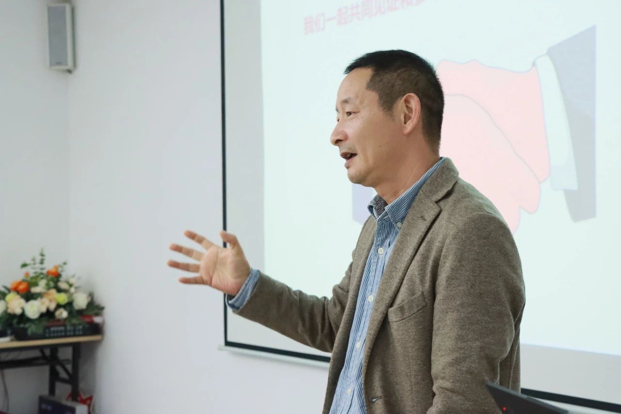 bd3fab1d0c7be50444779a6f8b7a28b9.jpg bd3fab1d0c7be50444779a6f8b7a28b9.jpg